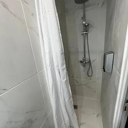 Maison Cosy מונטובן